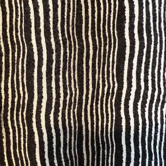 Cynthia Rowley Black & White Striped Rayon Pants - Picture 7 of 11